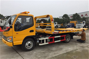 宽城哪里有拖车服务